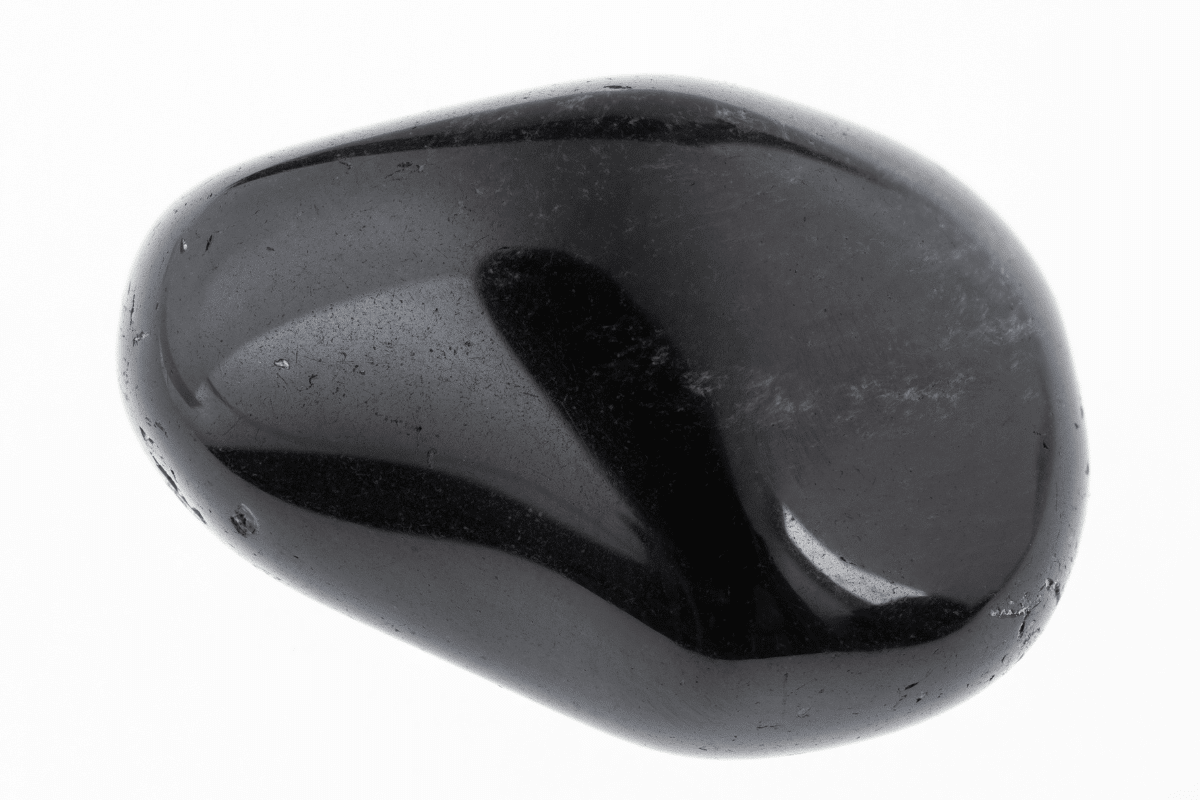 Full Guide To Black Tourmaline Vs Obsidian This Is The Difference full-guide-to-black-tourmaline-vs-obsidian-this-is-the-difference